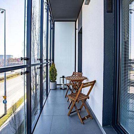 K&K Apartament Blisko Centrum Near City Center วอร์ซอ ภายนอก รูปภาพ